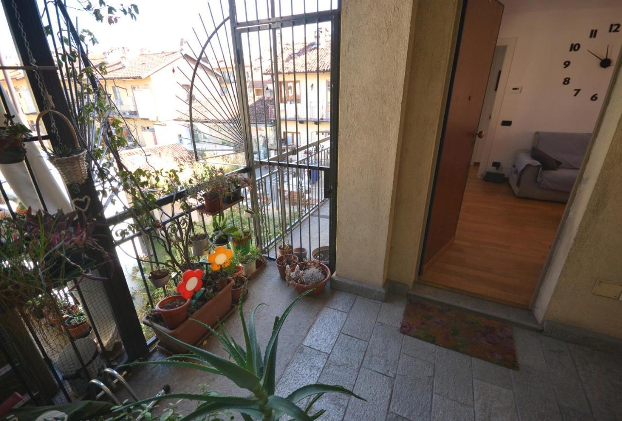 Casa Nel Borgo Vicinissima Al Centro Di Torino Apartment Luaran gambar