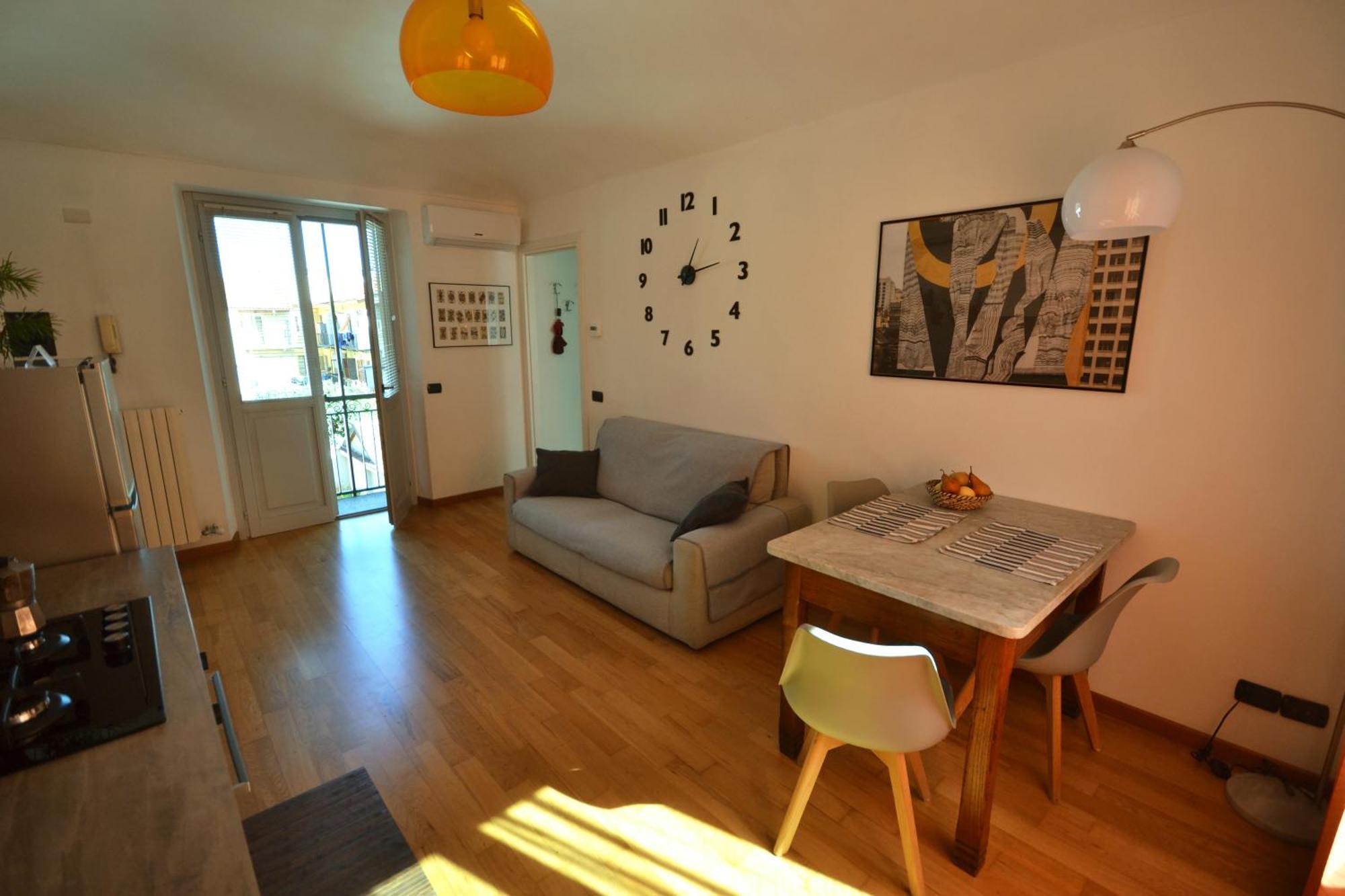Casa Nel Borgo Vicinissima Al Centro Di Torino Apartment Luaran gambar